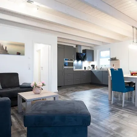 Holiday home Seepark Seeliebe 4 *